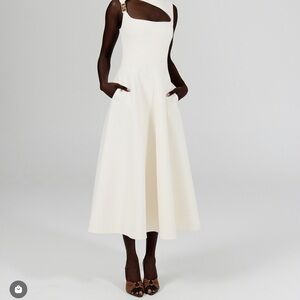 NWT Rebecca Vallance Freyja Midi Dress